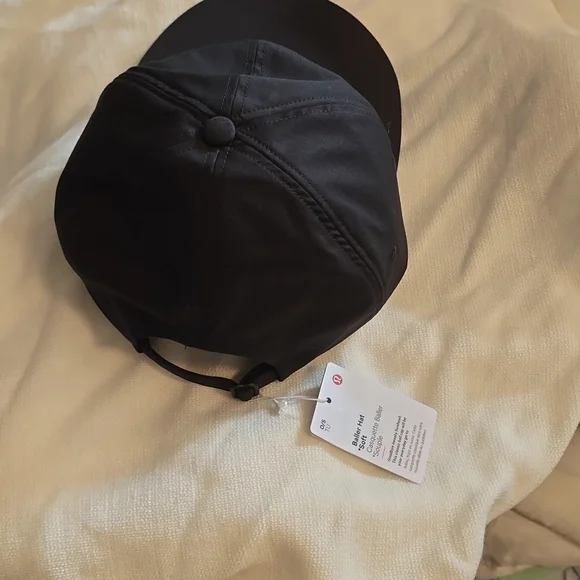 LULULEMON HAT - Picture 3 of 3